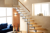 Những thiết kế cầu thang gỗ đẹp mắt cho ngôi nhà nhỏ